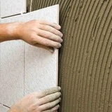 Lepenie obkladov flexibilným lepidlom