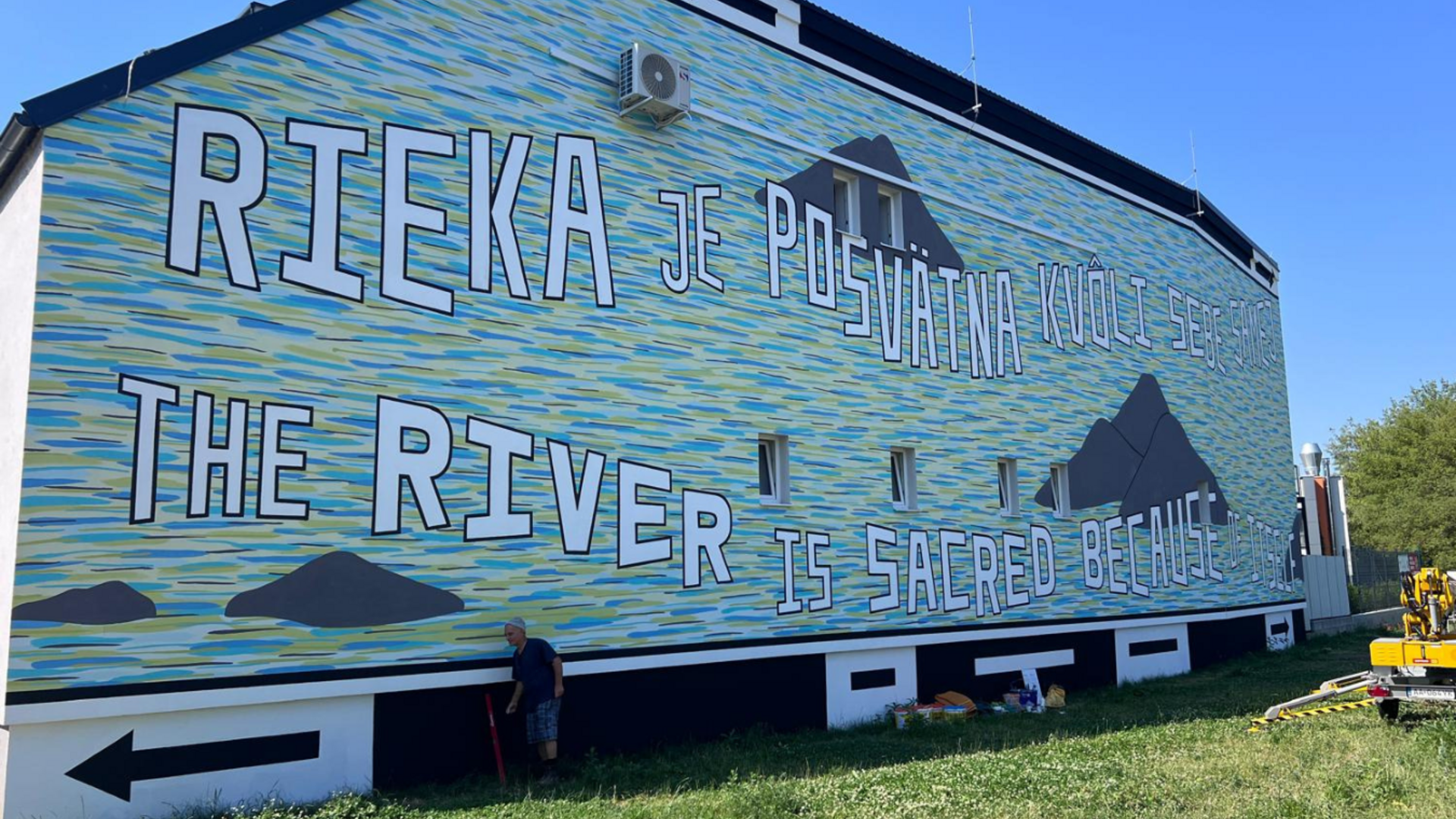 Referencia Murál Rieka je posvätná kvôli sebe samej, Trenčín