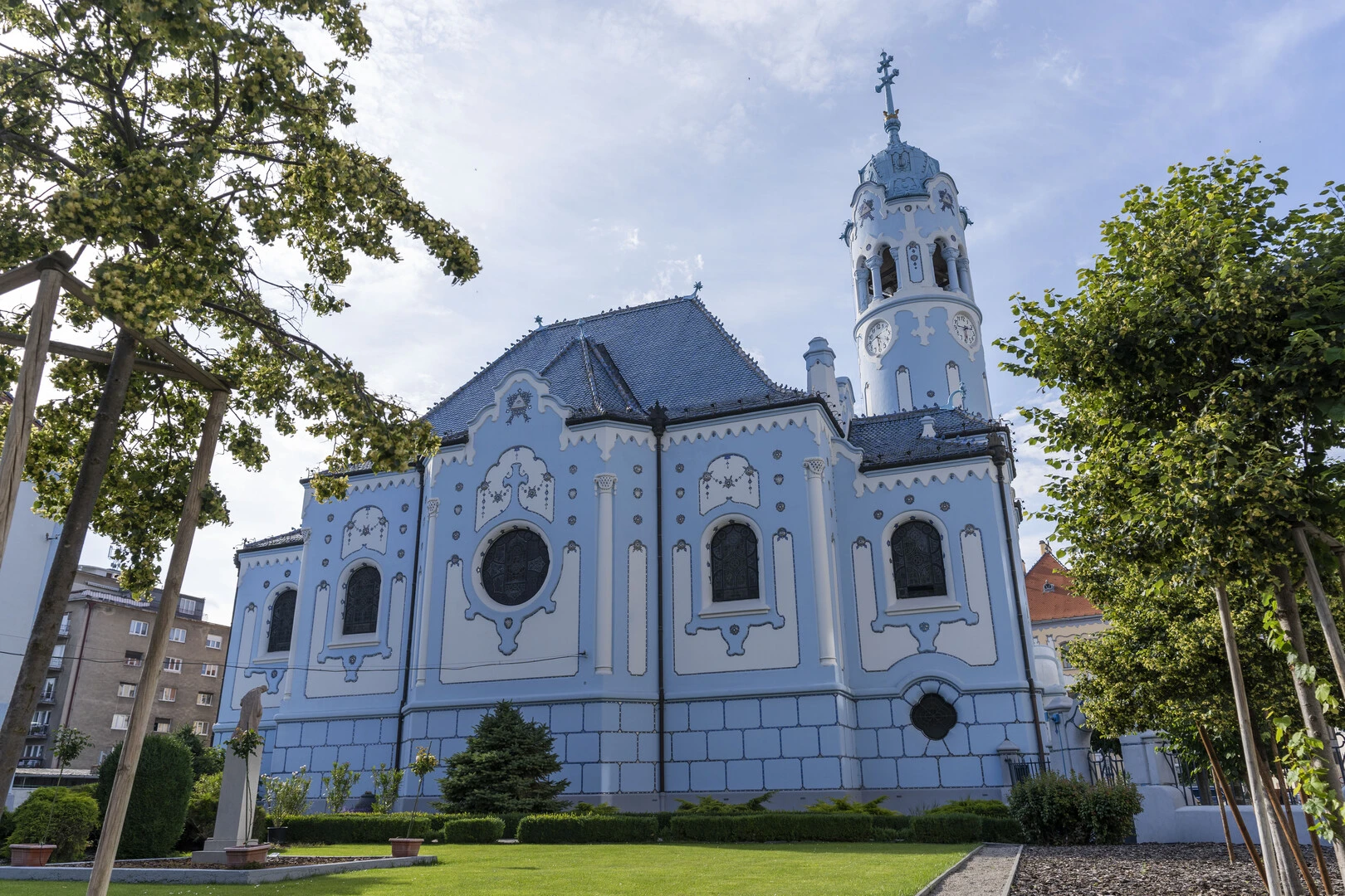 Modrý kostolík, kostol svätej Alžbety v Bratislave