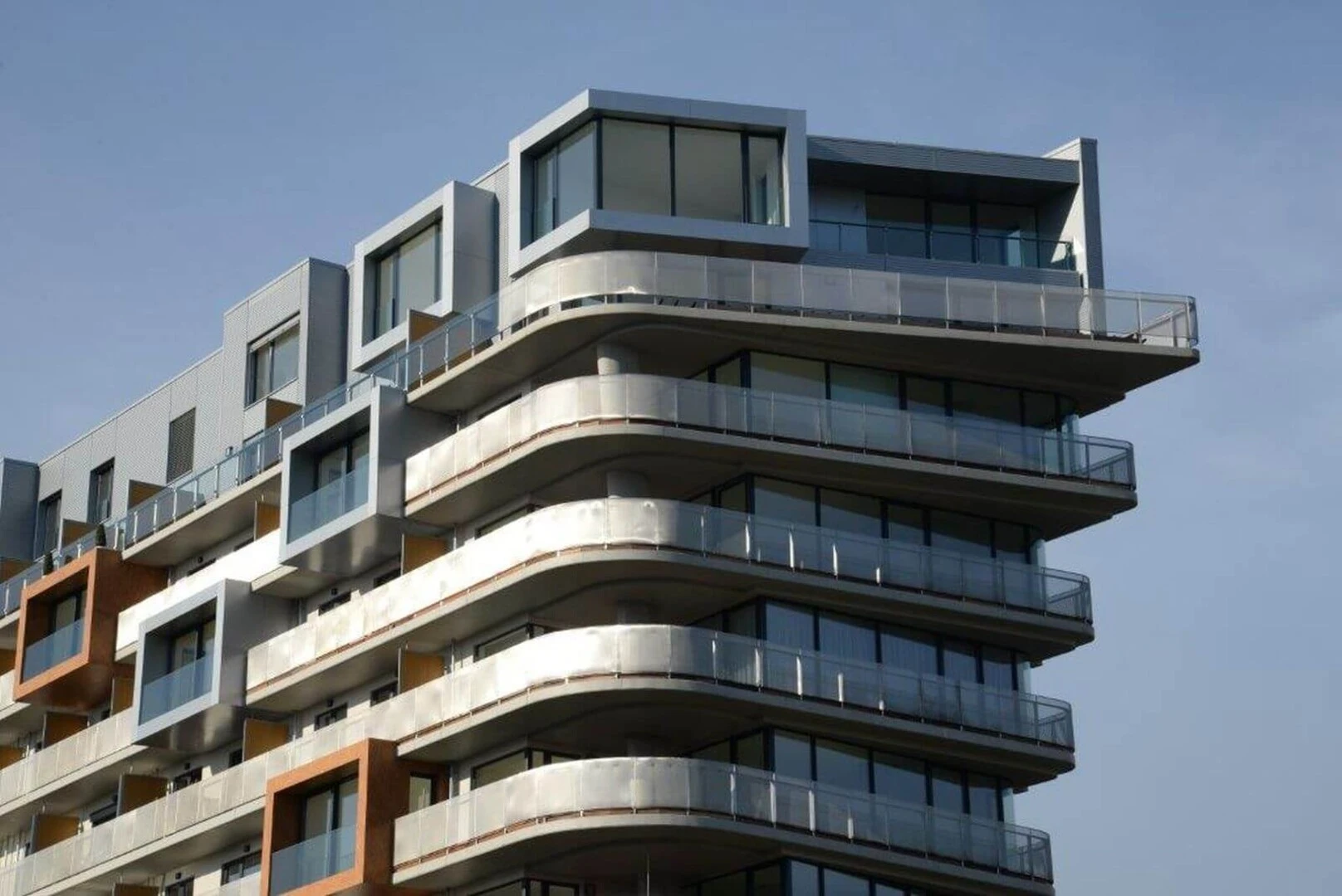 Polyfunkčný bytový dom Petržalka City