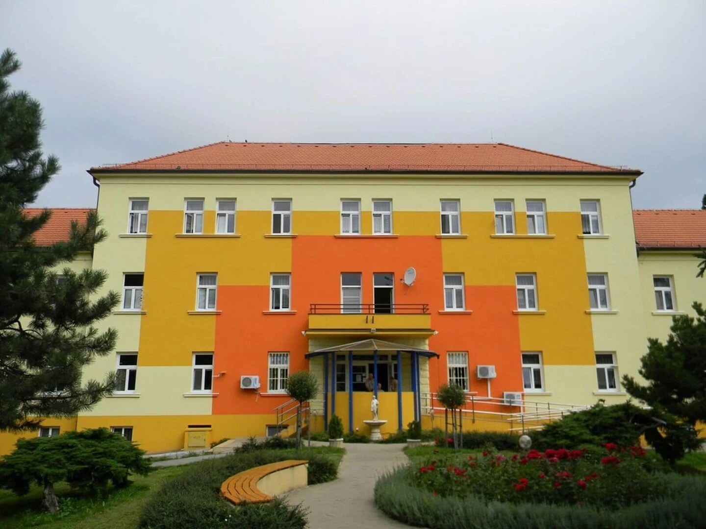 Dom sociálnych služieb