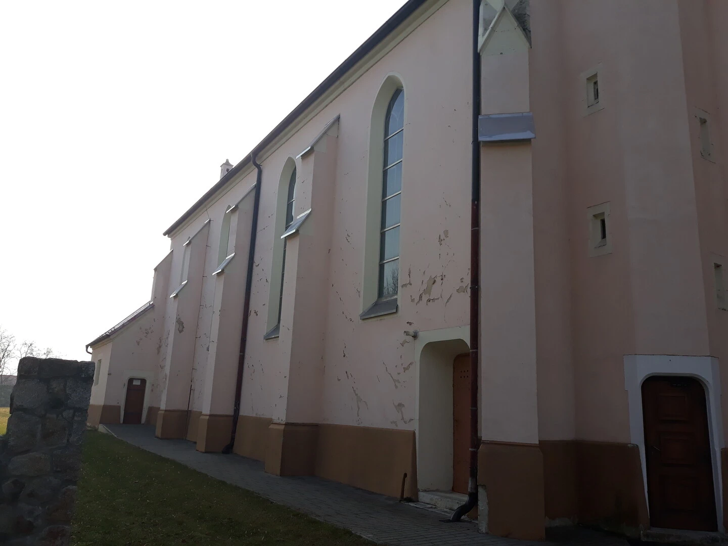 Kostol Zavar pred rekonštrukciou