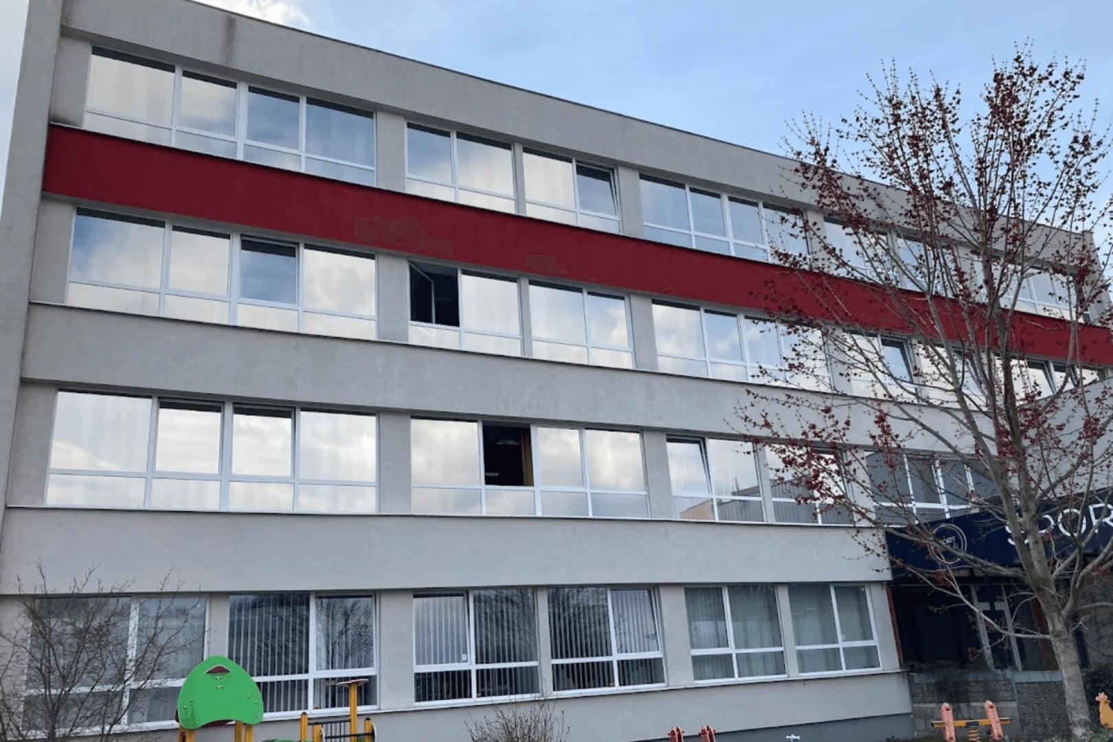 Francúzska škola a Súkromná športová stredná odborná škola