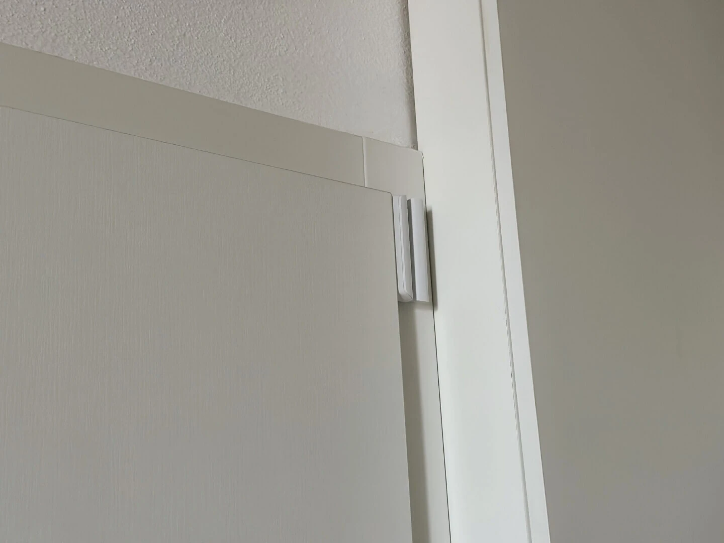 Senzor otvorenia dverí.