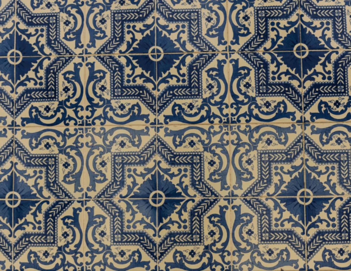 Vzorované kachličky azulejos.
