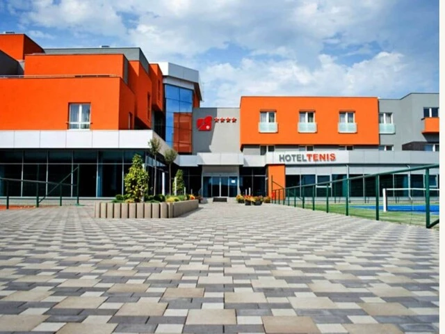 Hotel Tenis, Zvolen 