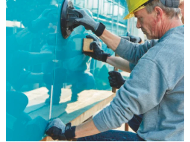 Presné osadenie skla do malty