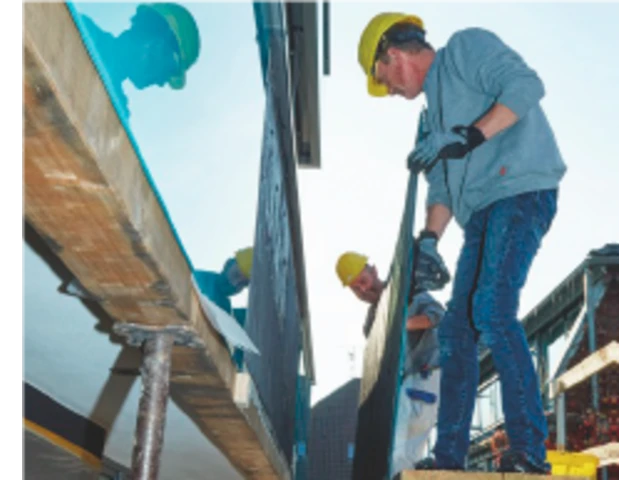 Prilepenie skla lepiacou hmotou na podklad s naneseným lepidlom