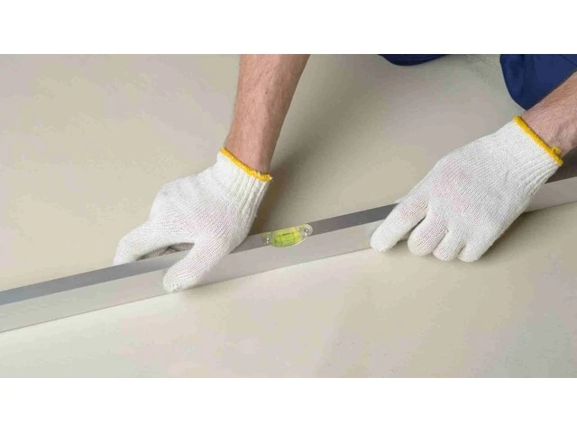 Posúdenie rovinatosti podlahy latou