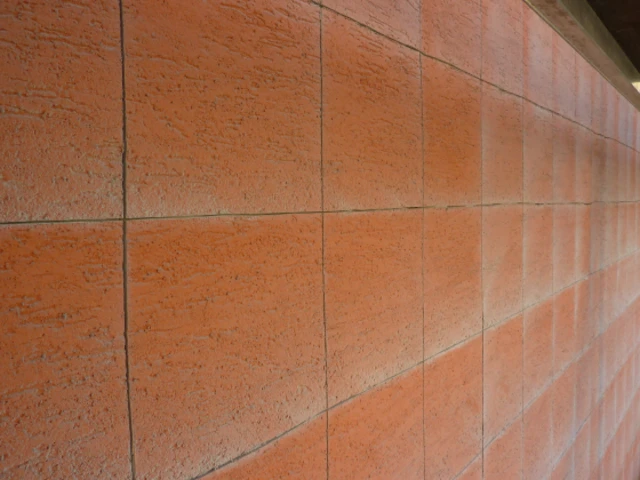 Odstránenie nesúdržných vrstiev zo zateplenia