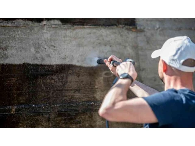 Umytie fasády vysokým tlakom vody