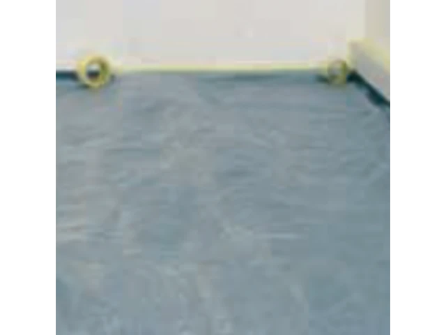 lepenie podlahy s páskou