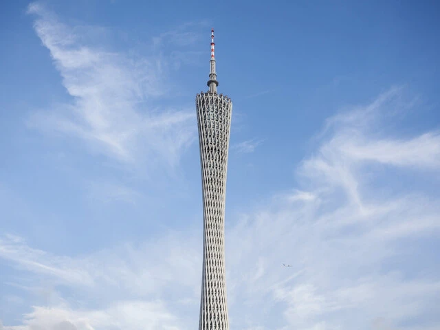 Canton Tower v Číne