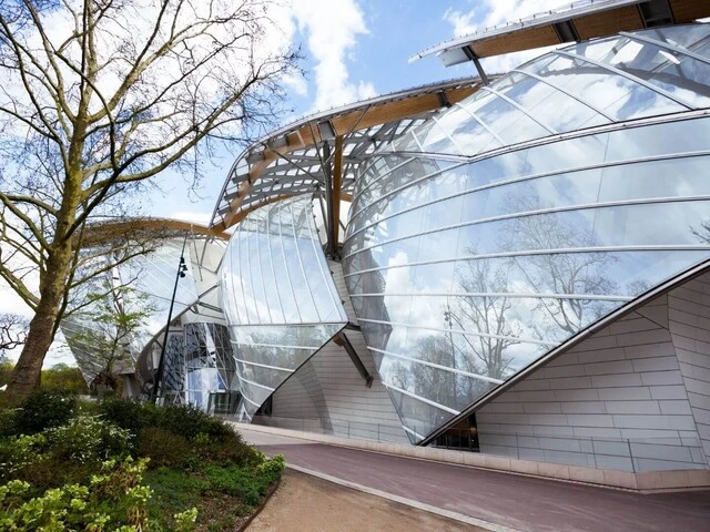 Umelecké múzeum Fondation Louis Vuitton v Paríži