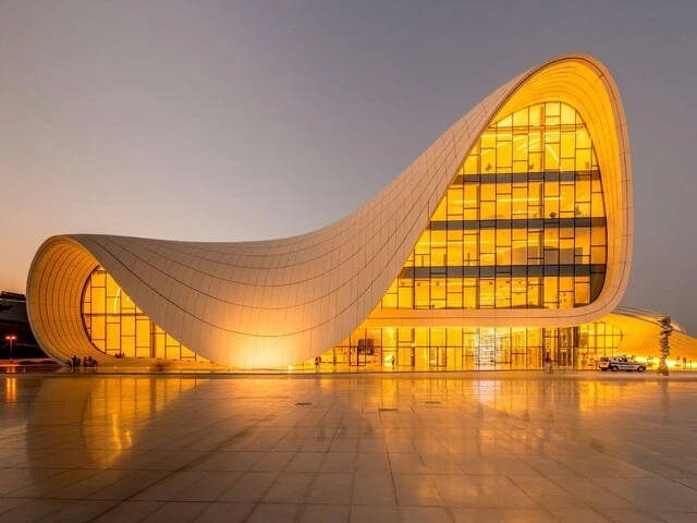 Kultúrne centrum Heydara Aliyeva v Baku