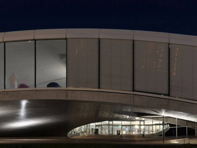Rolex Learning Center 