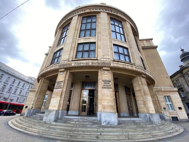 Právnická fakulta Univerzity Komenského