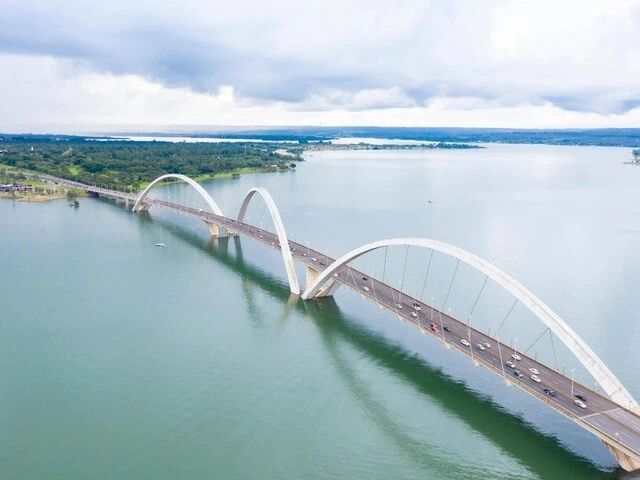 Brazílsky most Juscelino Kubitschek Bridge
