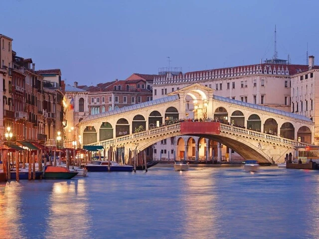 Most Rialto v Benátkach