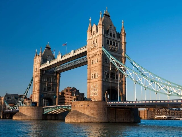 Londýnsky most Tower Bridge