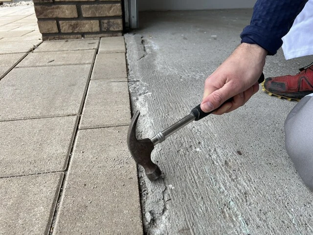 Posúdenie podkladu kladivom