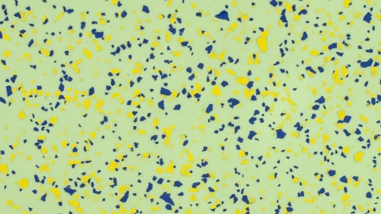 RAL 6019, modré a žlté chipsy