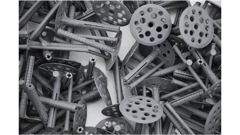 Kotvy na uchytenie zateplenia