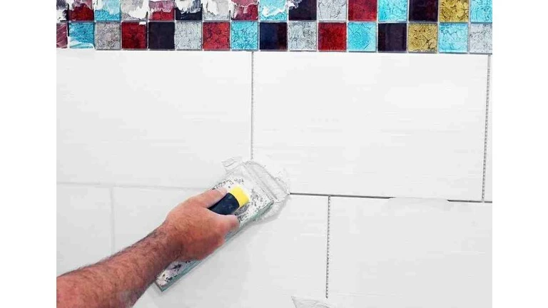 Škárovanie obkladov