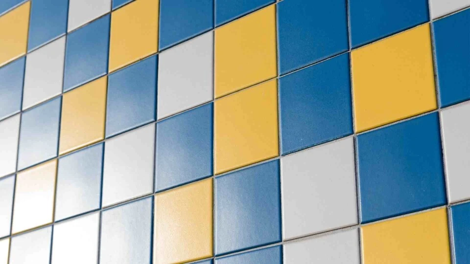 Nasiakavý keramický obklad a dlažba